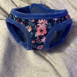 Puppy vest floral print